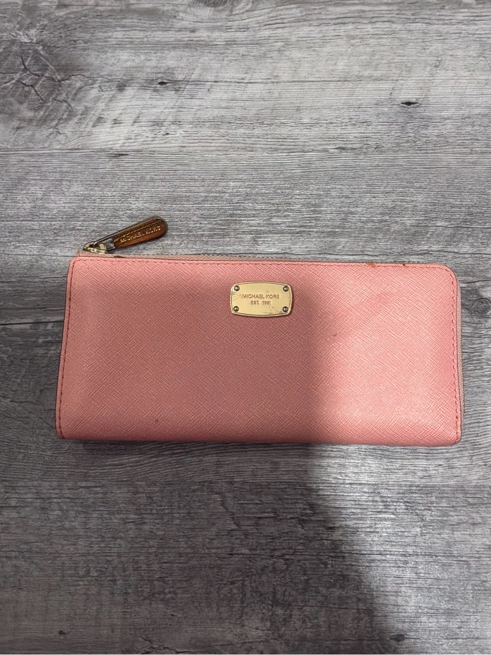 Michael kors pink wallet with gold hardware